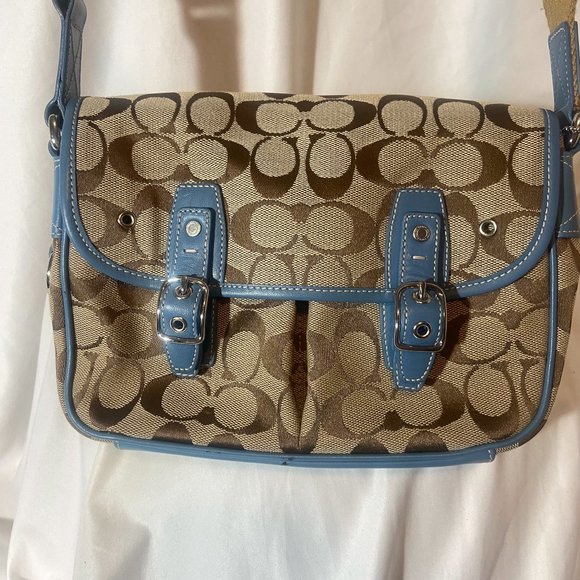 Coach Handbags - VINTAGE COACH Signature Canvas Crossbody Messenger Bag